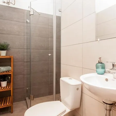 Lovely With A View On Vorosmarty Square Apartment *